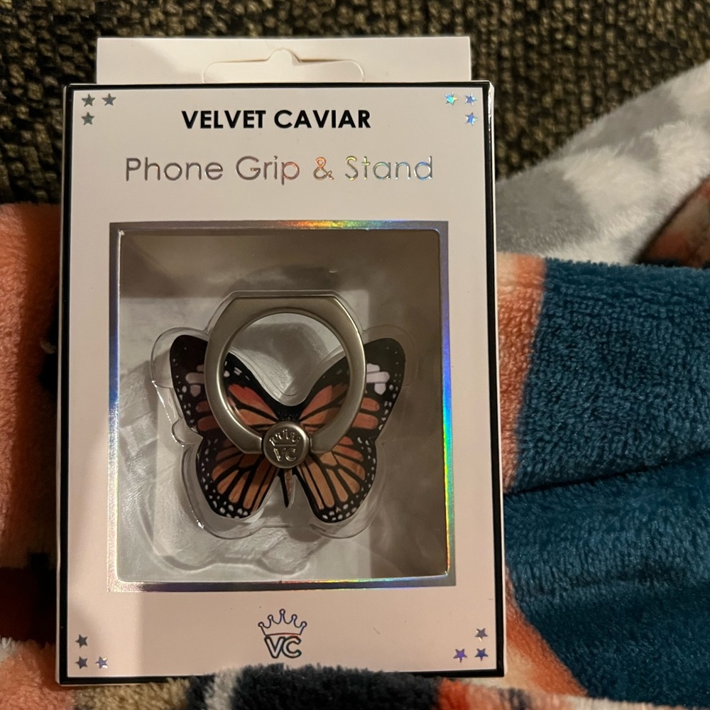 Velvet Caviar Butterfly Phone Grip